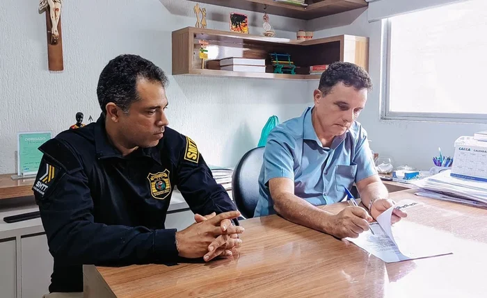 Kil, prefeito, e Jandylson Vasconcelos, Superintendente da SMTT