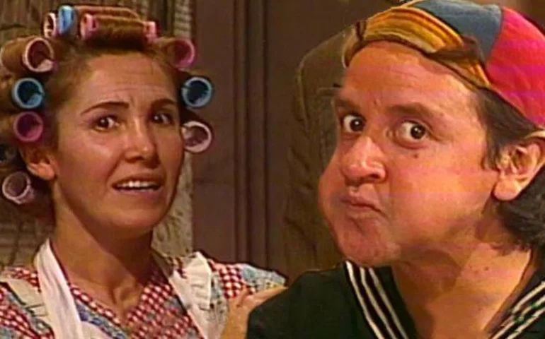 Enquanto R$ 117 milhões pedem respostas, Justiça se ocupa de retirar JHC vestido de Quico do Instagram