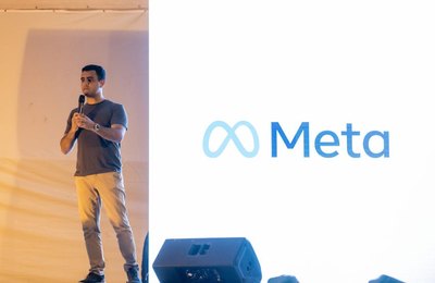 Prefeito JHC apresenta parceria com a Meta para promover inclusão digital na orla lagunar