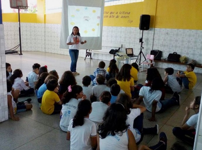 Copes promove ações educativas em escola no Feitosa