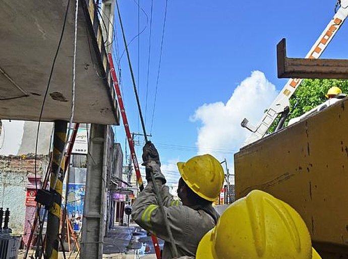 Eletrobras realiza manutenção em Boca da Mata
