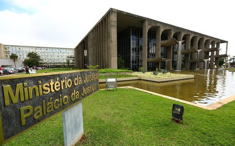 Ministério da Justiça lança plano para combater fraudes bancárias digitais