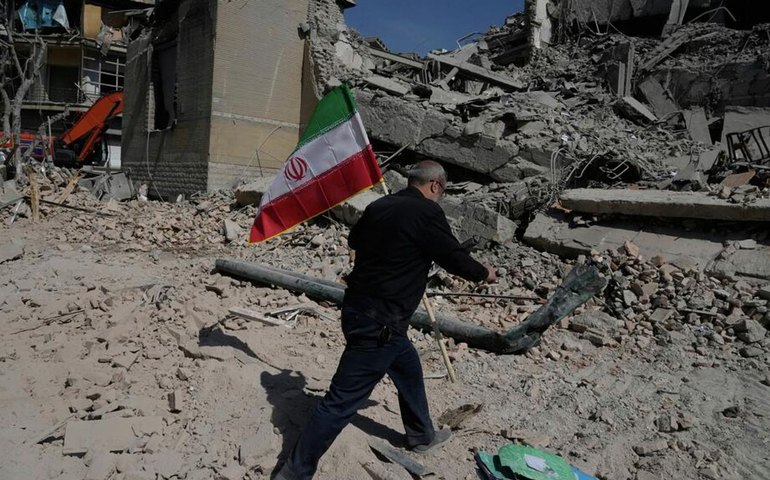 Irã cobra reparações de Estados árabes por apoio a ataques dos EUA e Israel