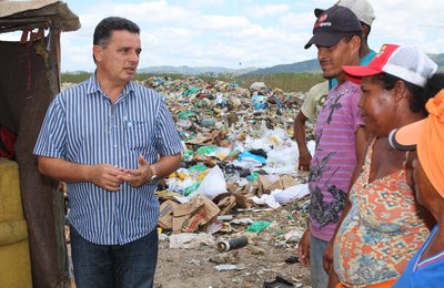 União ganhará transbordo de resíduos sólidos de importância ambiental e desenvolve projetos de renda para os catadores