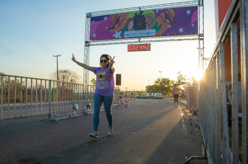 Arapiraca realiza corrida em alusão aos 21 dias de ativismo pelo fim da violência contra a mulher