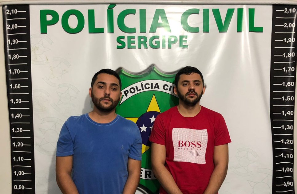 dupla tentando fraudar / Foto: SSP/SE
