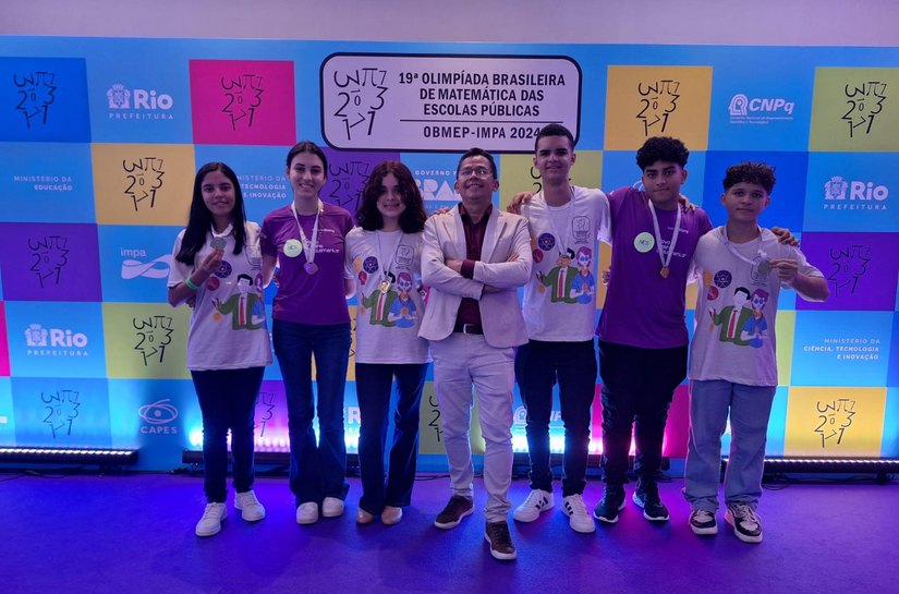 Seduc parabeniza medalhistas de ouro de Alagoas na cerimônia nacional da OBMEP