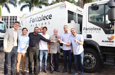 Prefeito de Santana do Mundaú garante mais um veículo para o fortalecimento da frota municipal 