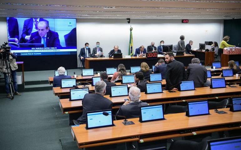 Comissão Mista de Orçamento convoca sessão deliberativa para a próxima terça-feira