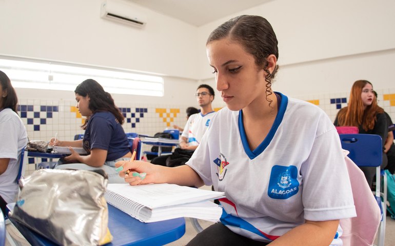 Resultado da matrícula online será divulgado neste sábado (11)