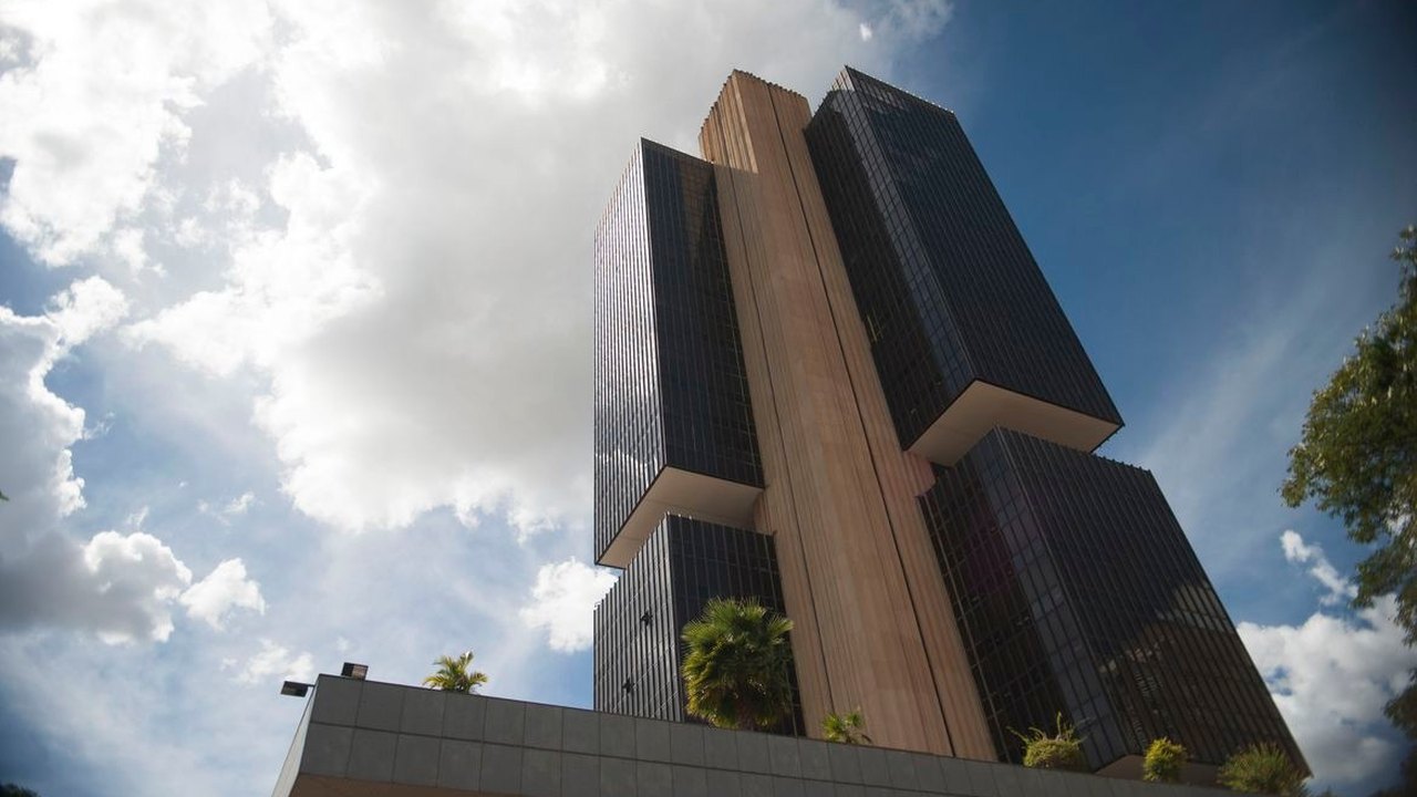Centrão quer mudar lei de autonomia do BC