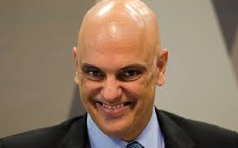 Hostilidades a Moraes: defesa de bolsonaristas turbina estratégia por brecha no inquérito