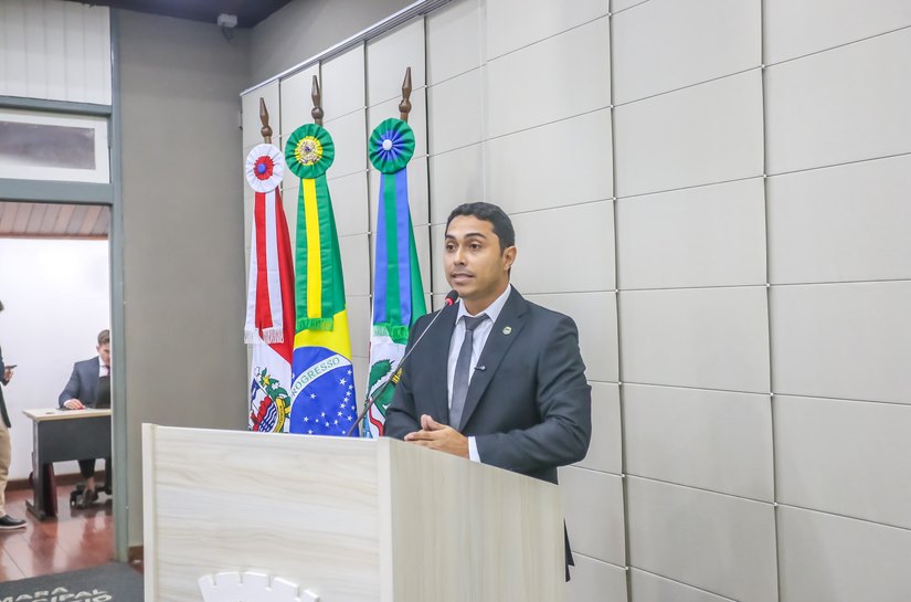 Vereador David Empregos cobra celeridade no sorteio dos apartamentos da Santa Amélia e critica atraso provocado por BRK e Casal