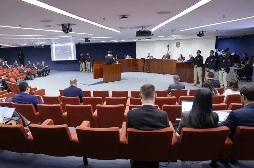 Moraes vota por rejeitar recurso de réus do Núcleo 3 da trama golpista
