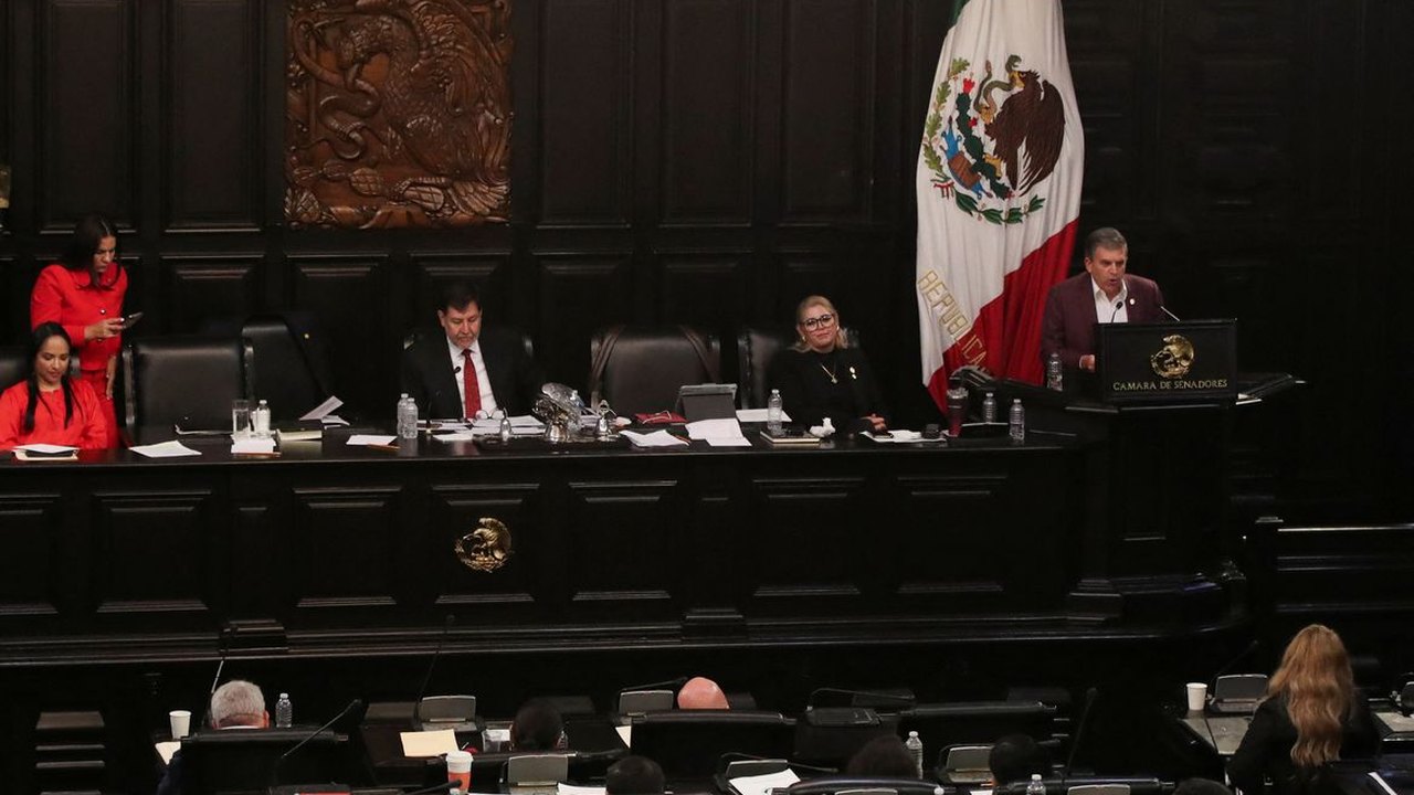 Senado do México aprova reforma judicial em vitória de López Obrador