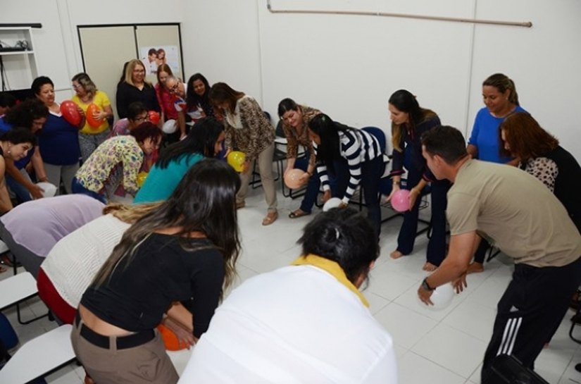 Secretaria de Saúde lança projeto-piloto de ginástica laboral