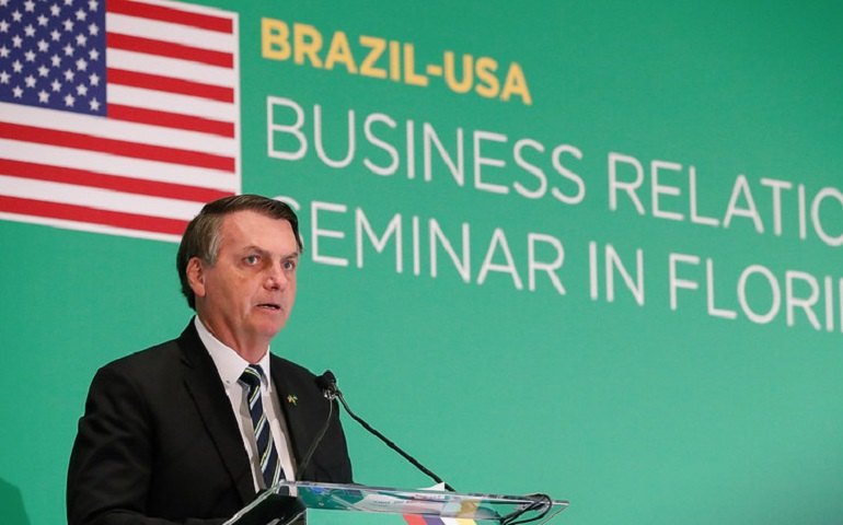 Pedido de impeachment de Bolsonaro é apresentado na Câmara