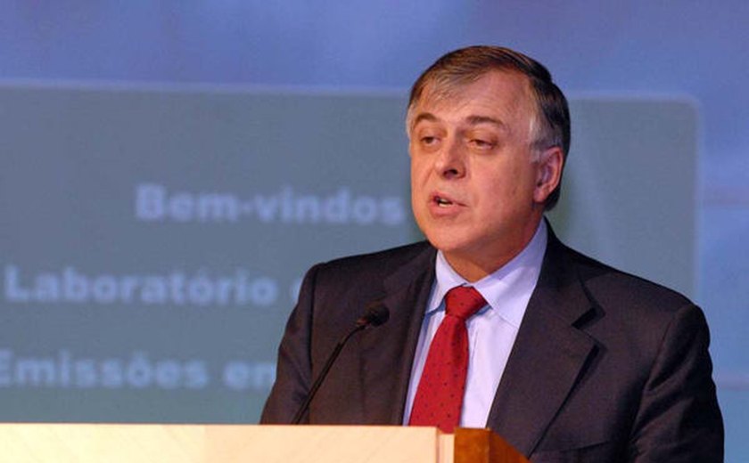 Polícia Federal prende ex-diretor da Petrobras suspeito de lavagem de dinheiro