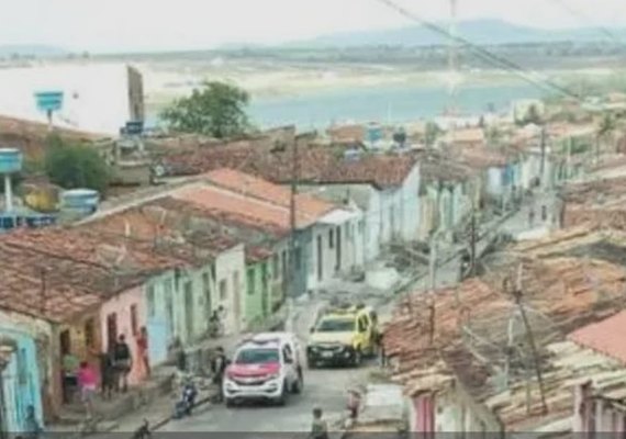 Homem sofre atentado a bala no bairro Manoel Teles em Arapiraca e morre no HE do Agreste