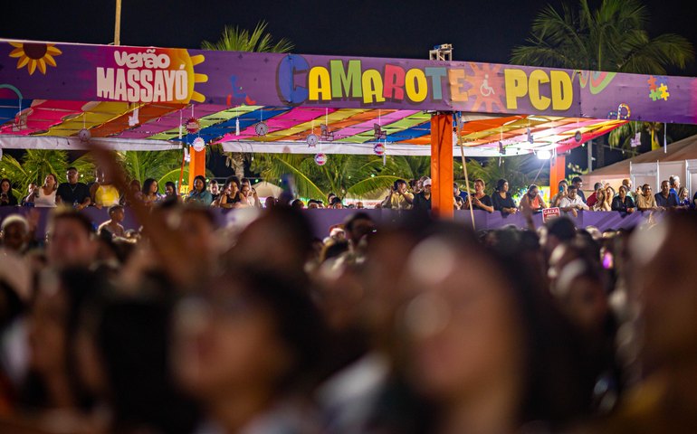 Estrutura inclusiva garante participação de pessoas com deficiência no Verão Massayó