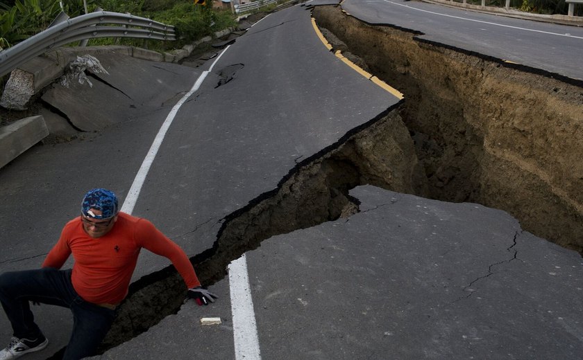 Terremoto de magnitude 5,7 atinge o Equador