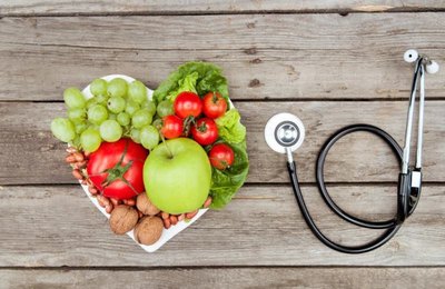 Professora da FAT reúne dicas para combater o colesterol ruim   