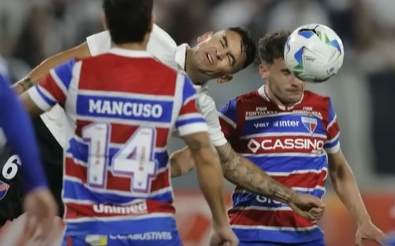 Caos em Colo-Colo x Fortaleza será analisado na Conmebol e pode acabar com derrota dos chilenos