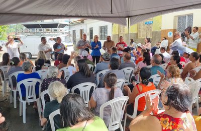 Reunião debate realocação e indenização dos moradores dos Flexais, Quebradas e Marquês de Abrantes