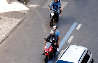 Conheça dez cuidados para uma viagem de moto mais segura