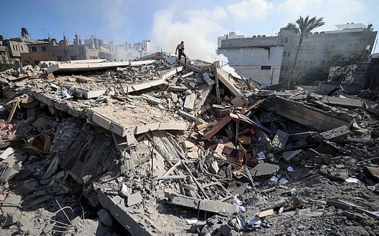 Ataque de Israel no domingo a duas escolas mata 30 na Faixa de Gaza