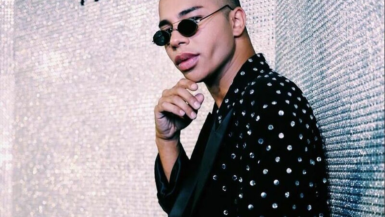 Olivier Rousteing celebra uma década à frente da Balmain com supershow em Paris