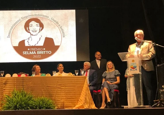 Prêmio Selma Brito em Penedo homenageia diversas personalidades