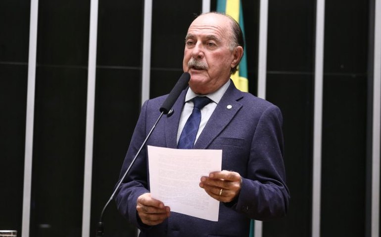 Comissão aprova repasse direto de verbas para fundações de apoio e flexibiliza taxas administrativas