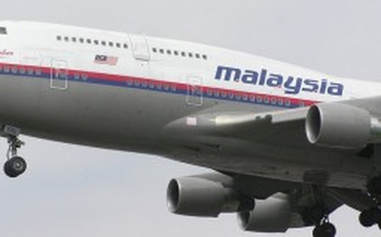 Rastreamento de 7 mil km² no mar não encontra pistas sobre avião da Malásia