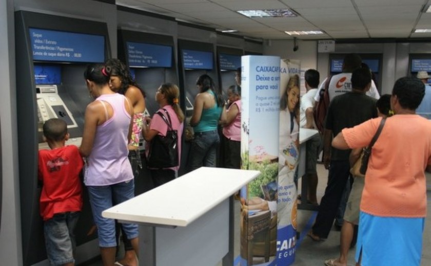 Prefeitura de Arapiraca inicia pagamento da 1ª faixa dos servidores