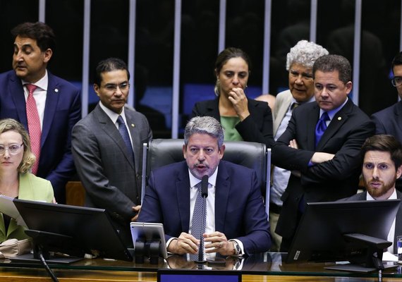 Arthur Lira retira de pauta votação do PL das Fake News
