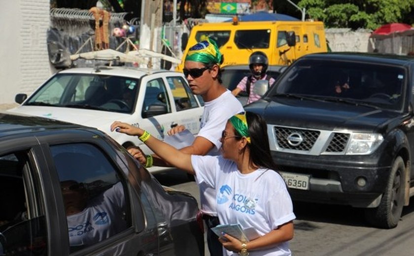 Ação no trânsito marca abertura da Semana de Combate às Drogas