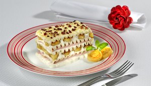 Lasanha de queijo a bolonhesa 