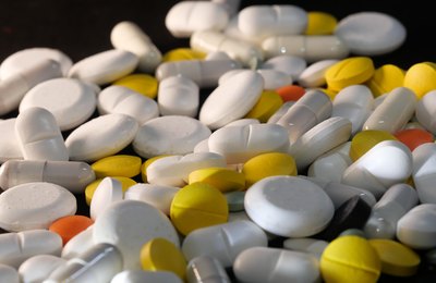 Consumo de vitaminas não previne o coronavírus, mas evita outras doenças