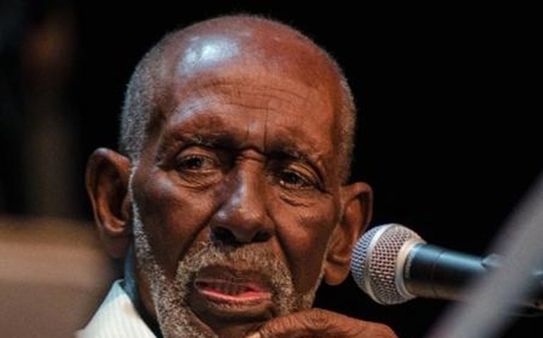 Infectado pelo novo coronavírus, quadro do sambista Nelson Sargento tem piora