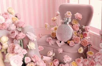 O Boticário apresenta Floratta Rose Bouquet e celebra os 30 anos da marca com novo DNA olfativo