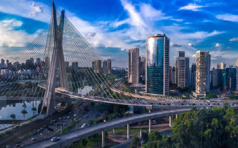 Aniversário de São Paulo: Confira o que abre e o que fecha no feriado