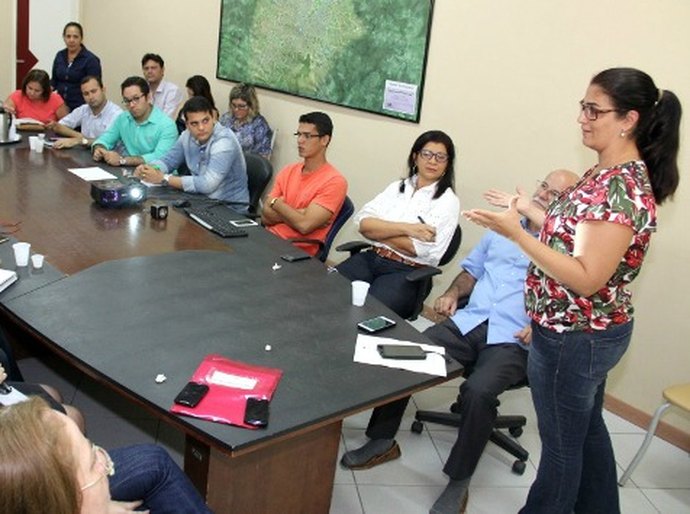 Prefeitura vai cadastrar 4 mil empresas para compras compras em Arapiraca