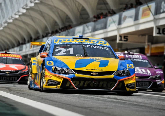 Felipe Fraga faz 3ª pole da temporada da Stock Car após ameaça de chuva em Mogi Guaçu