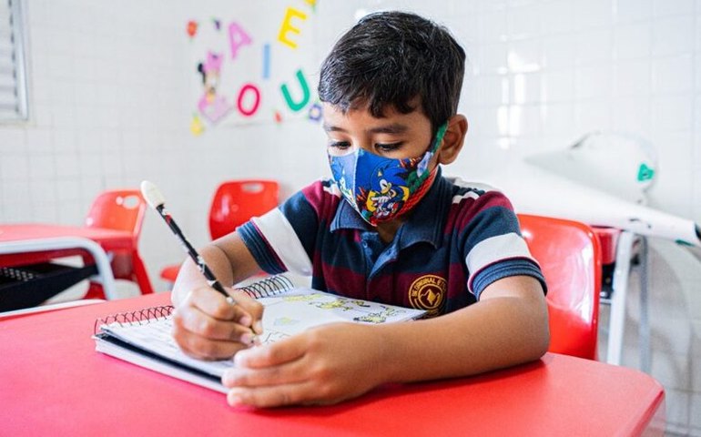 Pais e responsáveis tem até esta sexta-feira (14) para garantir vaga nas escolas públicas municipais