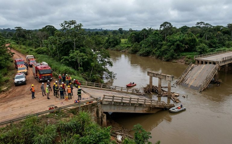 Desabamento de ponte no Acre deixa feridos e mobiliza força-tarefa do governo