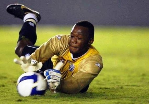 Coruripe anuncia goleiro Jeferson para reforçar a equipe na Série D