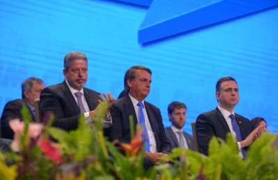 Presidentes da Câmara e do Senado citam conquistas e prometem avanços na pauta no Congresso