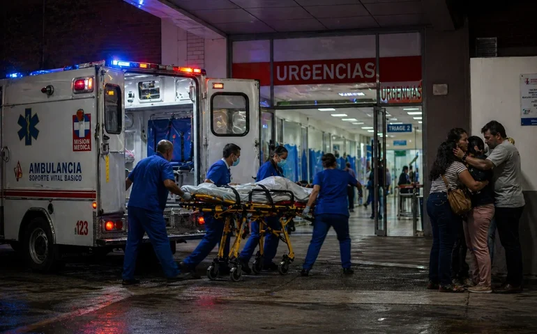 Número de mortos em explosão de bomba na Colômbia sobe para 14