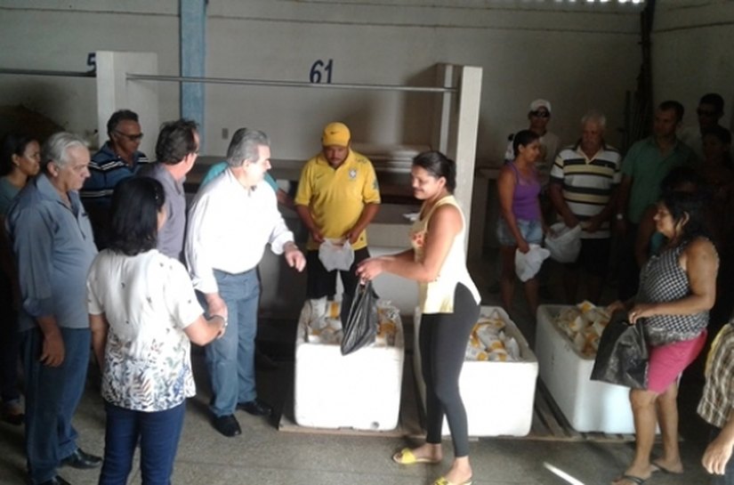 Agricultura abre Governo Presente com entrega de leite em Junqueiro